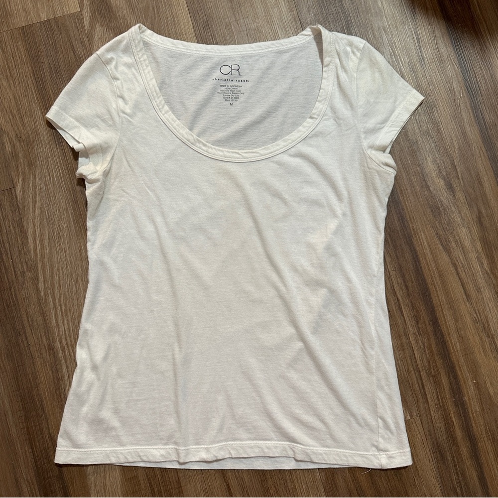 Classic White Scoop Neck Tee - Medium